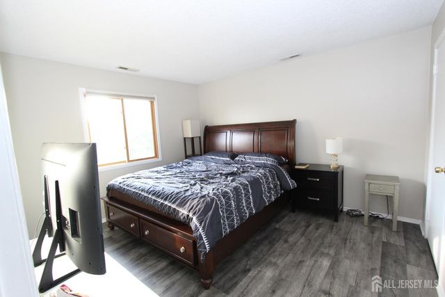 1016 Aspen Drive, Plainsboro, NJ 08536