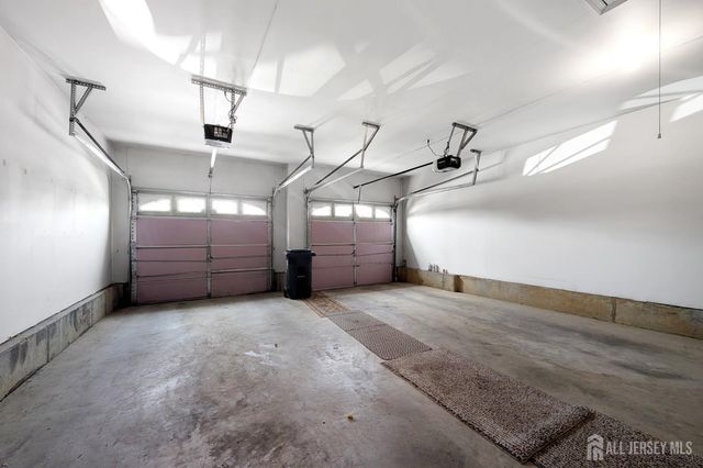 23 Crooked Stick Place, Monroe, NJ 08831