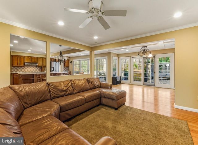 174 PITMAN DOWNER RD, Sewell, NJ 08080