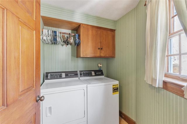 40 Pelham Drive, Fitchburg, MA 01420