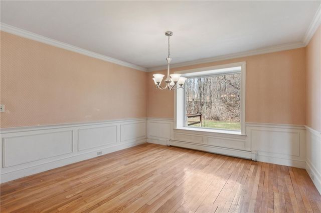 40 Pelham Drive, Fitchburg, MA 01420