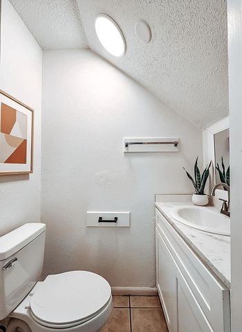 5810 Sweeney CIR D, Austin, TX 78723