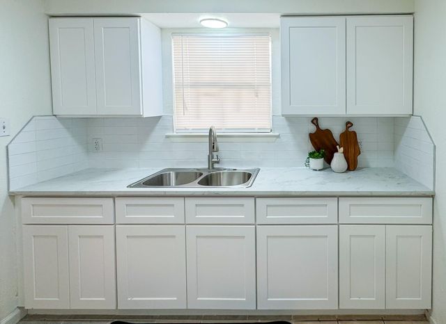 5810 Sweeney CIR D, Austin, TX 78723