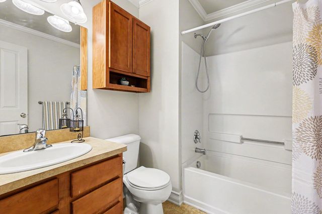 4324 Hampton Ridge Boulevard, Howell, MI 48843
