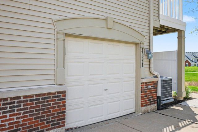 4324 Hampton Ridge Boulevard, Howell, MI 48843