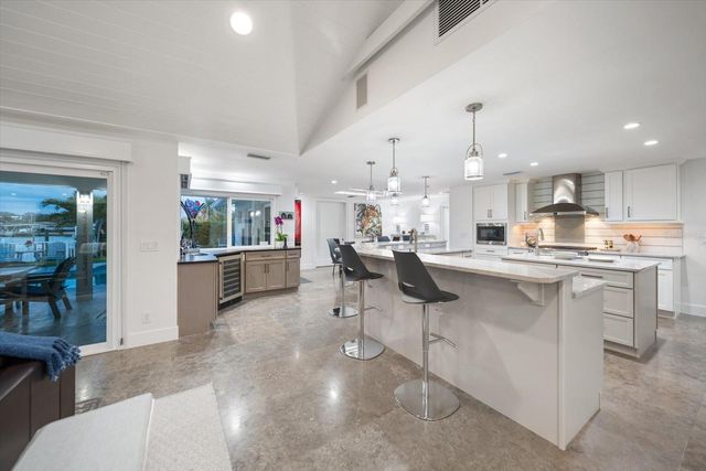 109 DRIFTWOOD LANE, Largo, FL 33770