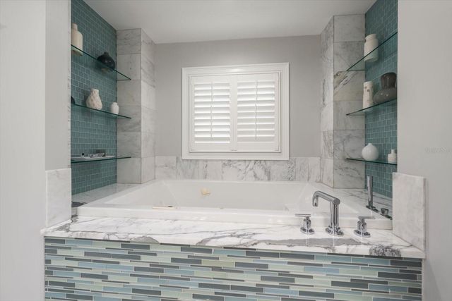 109 DRIFTWOOD LANE, Largo, FL 33770