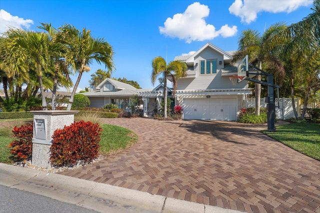 109 DRIFTWOOD LANE, Largo, FL 33770