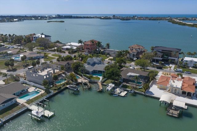 109 DRIFTWOOD LANE, Largo, FL 33770