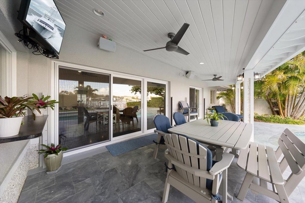 Image 68 of property listing at 109 DRIFTWOOD LANE, Largo, FL 33770