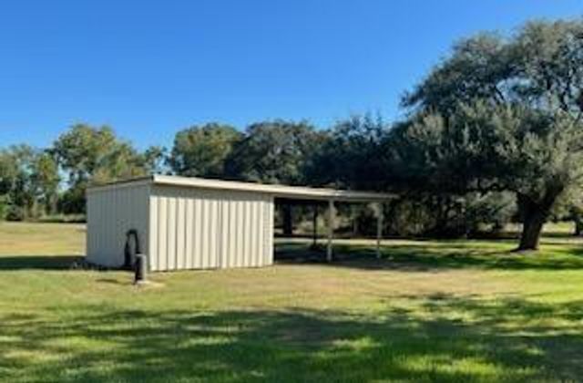 10704 Buls Road, East Bernard, TX 77435