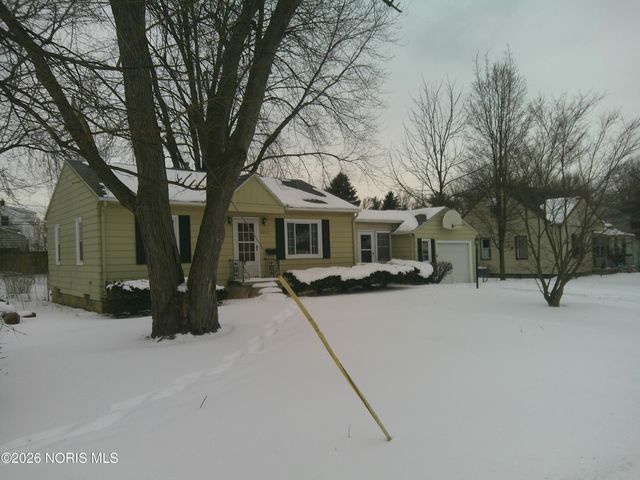 4425 Luann Avenue, Toledo, OH 43623