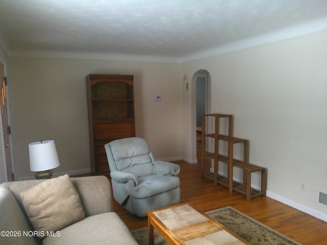 4425 Luann Avenue, Toledo, OH 43623