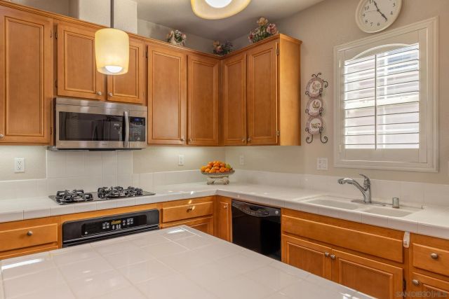 10505 Zenor Lane 21, San Diego, CA 92127