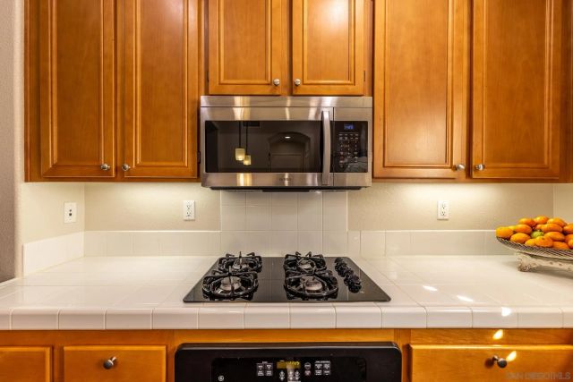 10505 Zenor Lane 21, San Diego, CA 92127