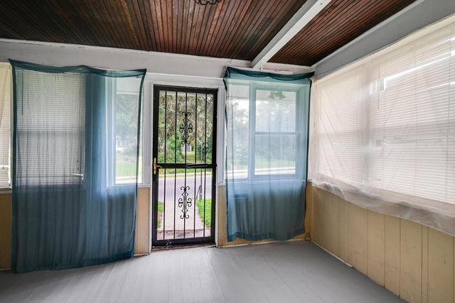 1708 Minnehaha Avenue E, Saint Paul, MN 55106