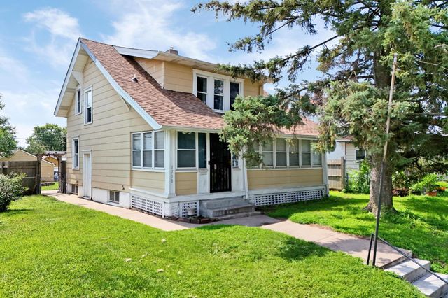 1708 Minnehaha Avenue E, Saint Paul, MN 55106