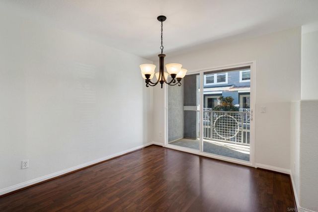 3548 Shoreline Bluff Lane, San Diego, CA 92110