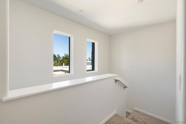 3548 Shoreline Bluff Lane, San Diego, CA 92110