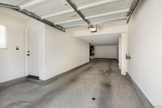 3548 Shoreline Bluff Lane, San Diego, CA 92110