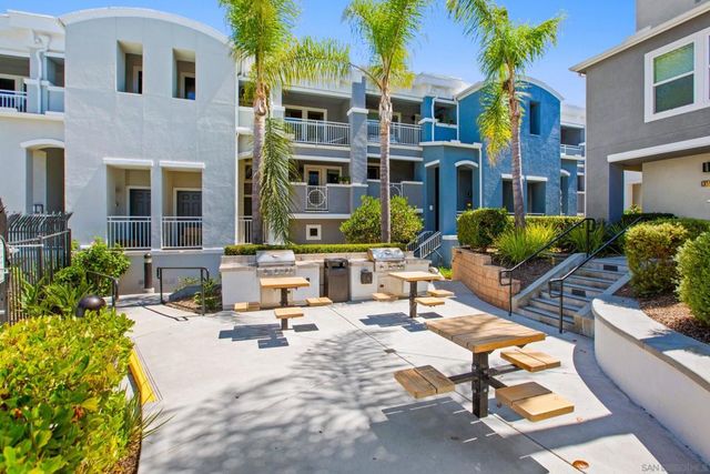 3548 Shoreline Bluff Lane, San Diego, CA 92110