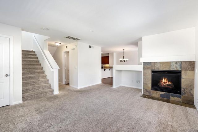 3548 Shoreline Bluff Lane, San Diego, CA 92110