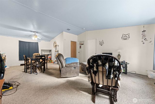 15808 62nd Avenue NW, Gig Harbor, WA 98332