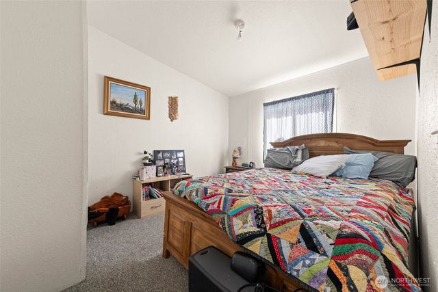 15808 62nd Avenue NW, Gig Harbor, WA 98332