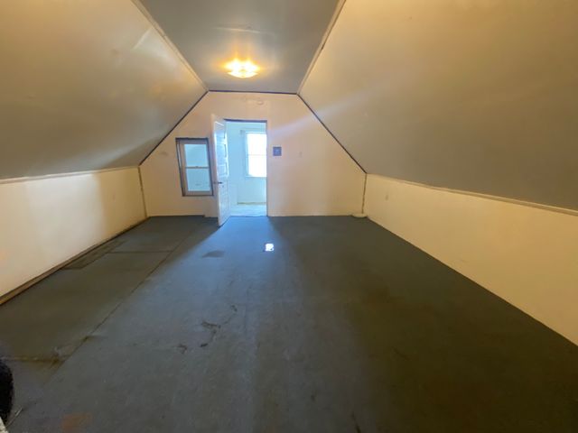 939 W 32nd Street, Chicago, IL 60608