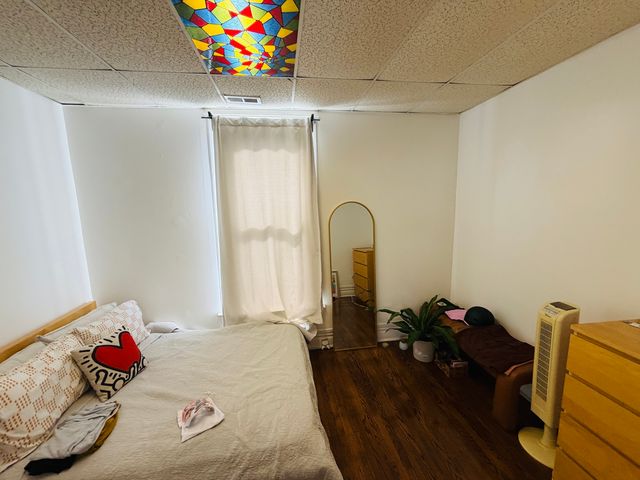 939 W 32nd Street, Chicago, IL 60608
