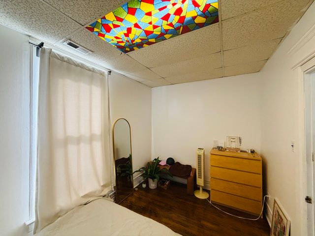 939 W 32nd Street, Chicago, IL 60608