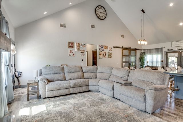 12035 Old Homestead Trail, Guthrie, OK 73044