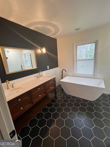 71 Gardenia Drive NW, Atlanta, GA 30314