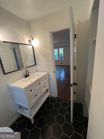 71 Gardenia Drive NW, Atlanta, GA 30314