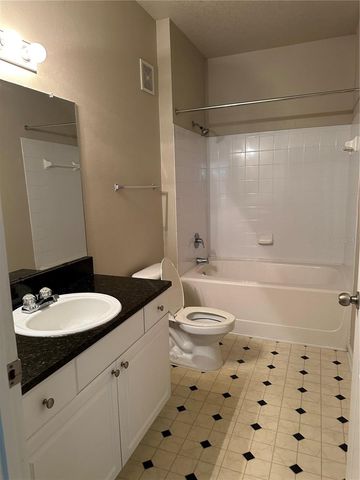 8855 VILLA VIEW CIRCLE 105, Orlando, FL 32821