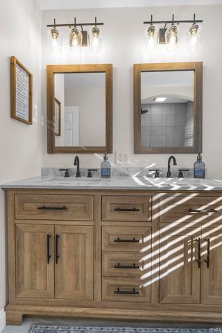 736 E Schnellville Road, Jasper, IN 47546