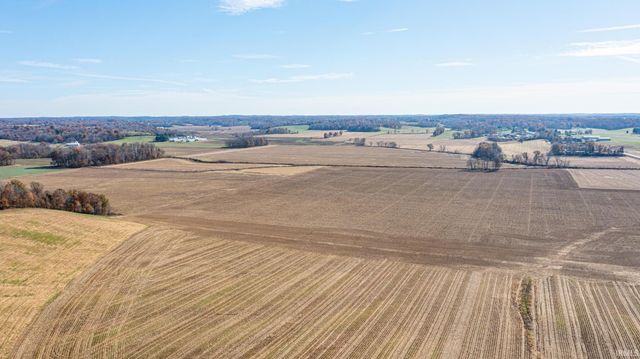 736 E Schnellville Road, Jasper, IN 47546