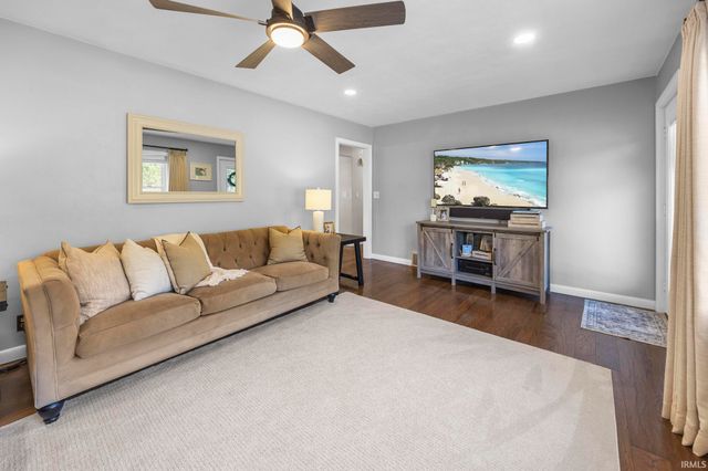 736 E Schnellville Road, Jasper, IN 47546