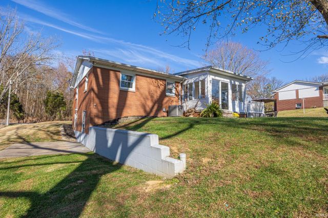 736 E Schnellville Road, Jasper, IN 47546