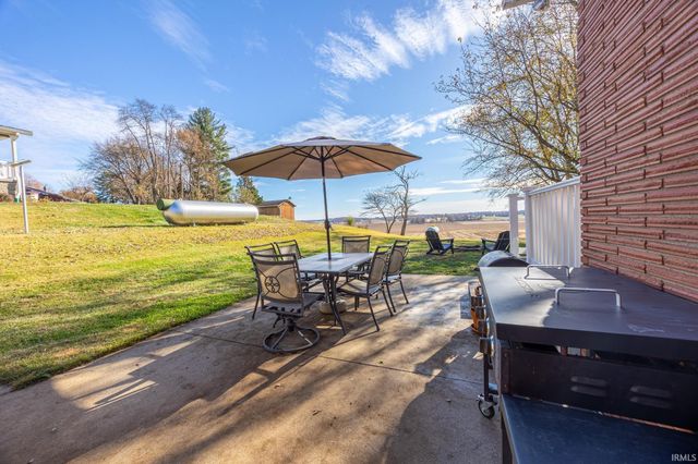 736 E Schnellville Road, Jasper, IN 47546