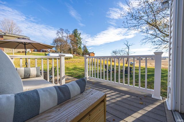 736 E Schnellville Road, Jasper, IN 47546