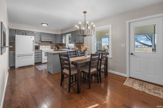 736 E Schnellville Road, Jasper, IN 47546