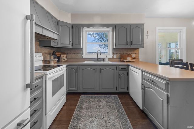 736 E Schnellville Road, Jasper, IN 47546