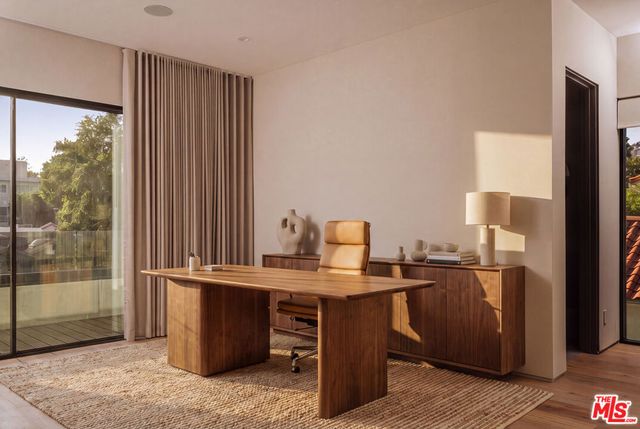 738 N Harper Avenue, Los Angeles, CA 90046