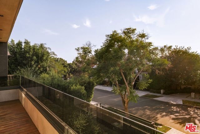 738 N Harper Avenue, Los Angeles, CA 90046