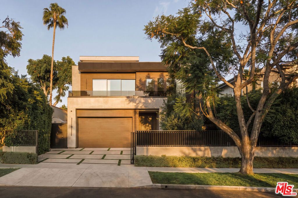 738 N Harper Avenue, Los Angeles, CA 90046