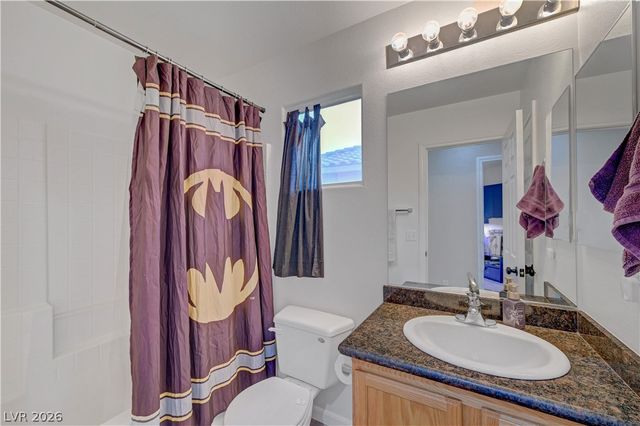 8069 Caspian Moon Drive, Las Vegas, NV 89166