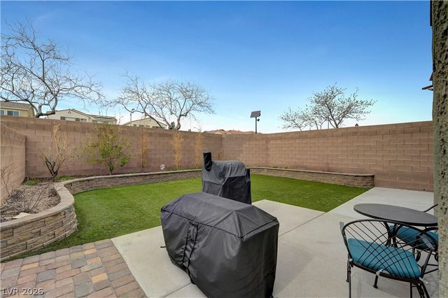 8069 Caspian Moon Drive, Las Vegas, NV 89166