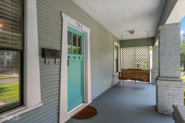 724 College Street, Shreveport, LA 71104