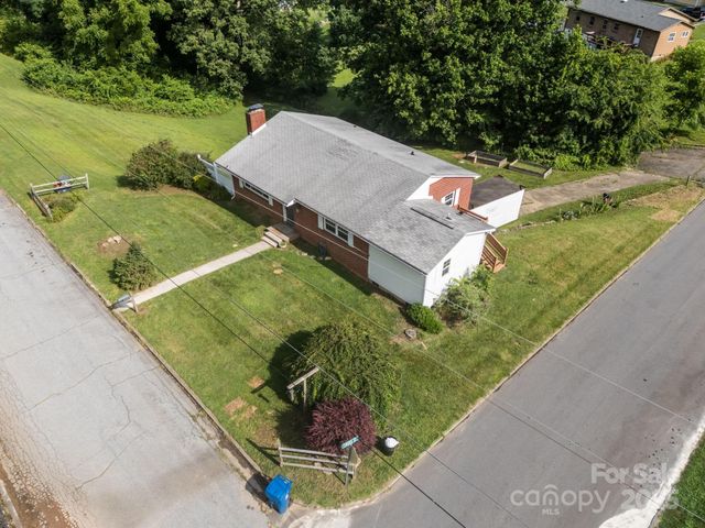 72 Boydston Street, Canton, NC 28716